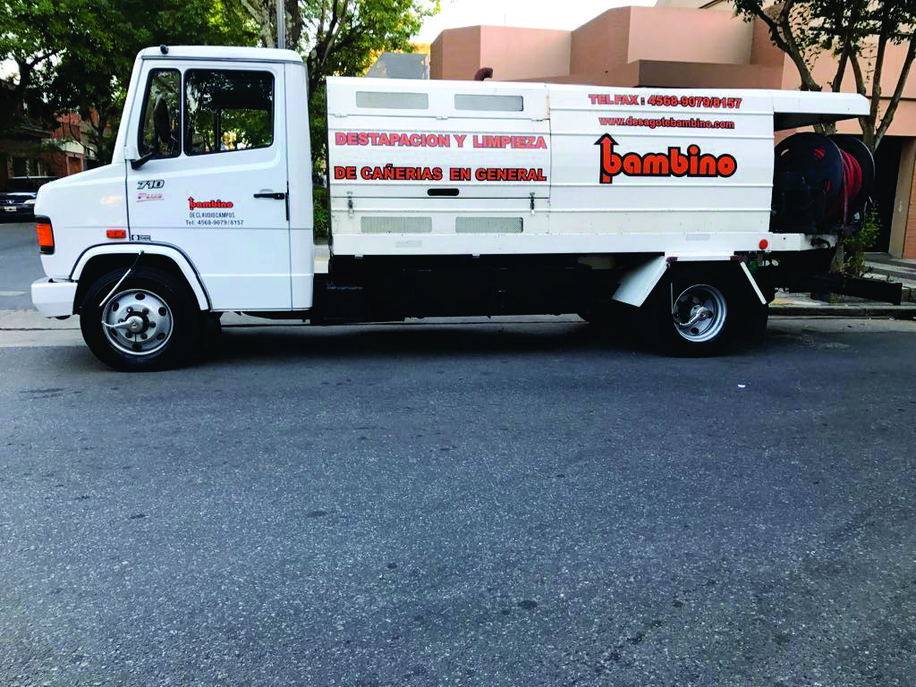 Camion Hidrojet de costado