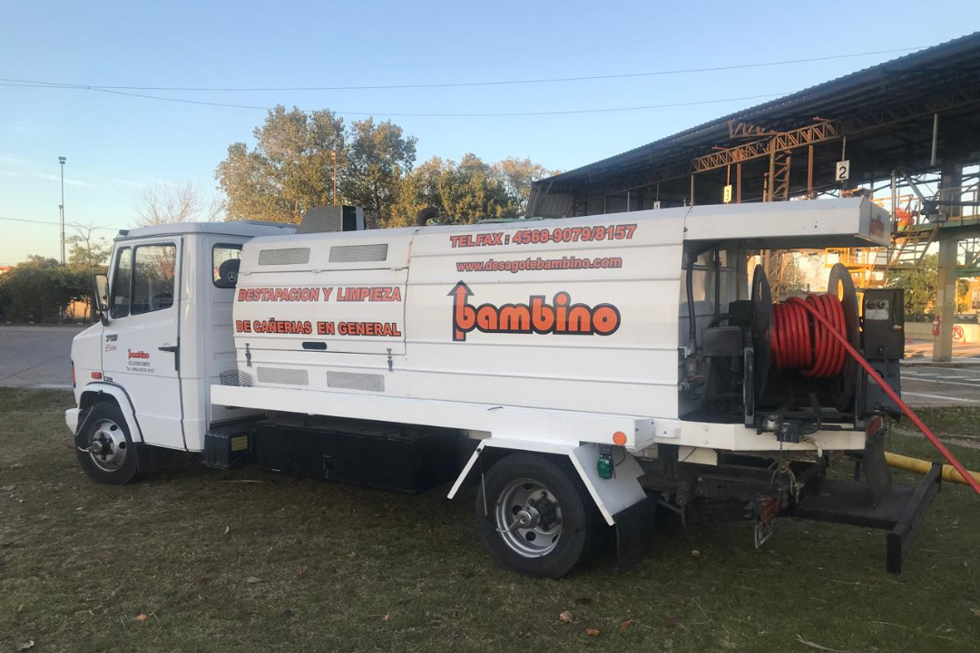 Destapaciones vs desagote: cómo saber qué servicio necesitás